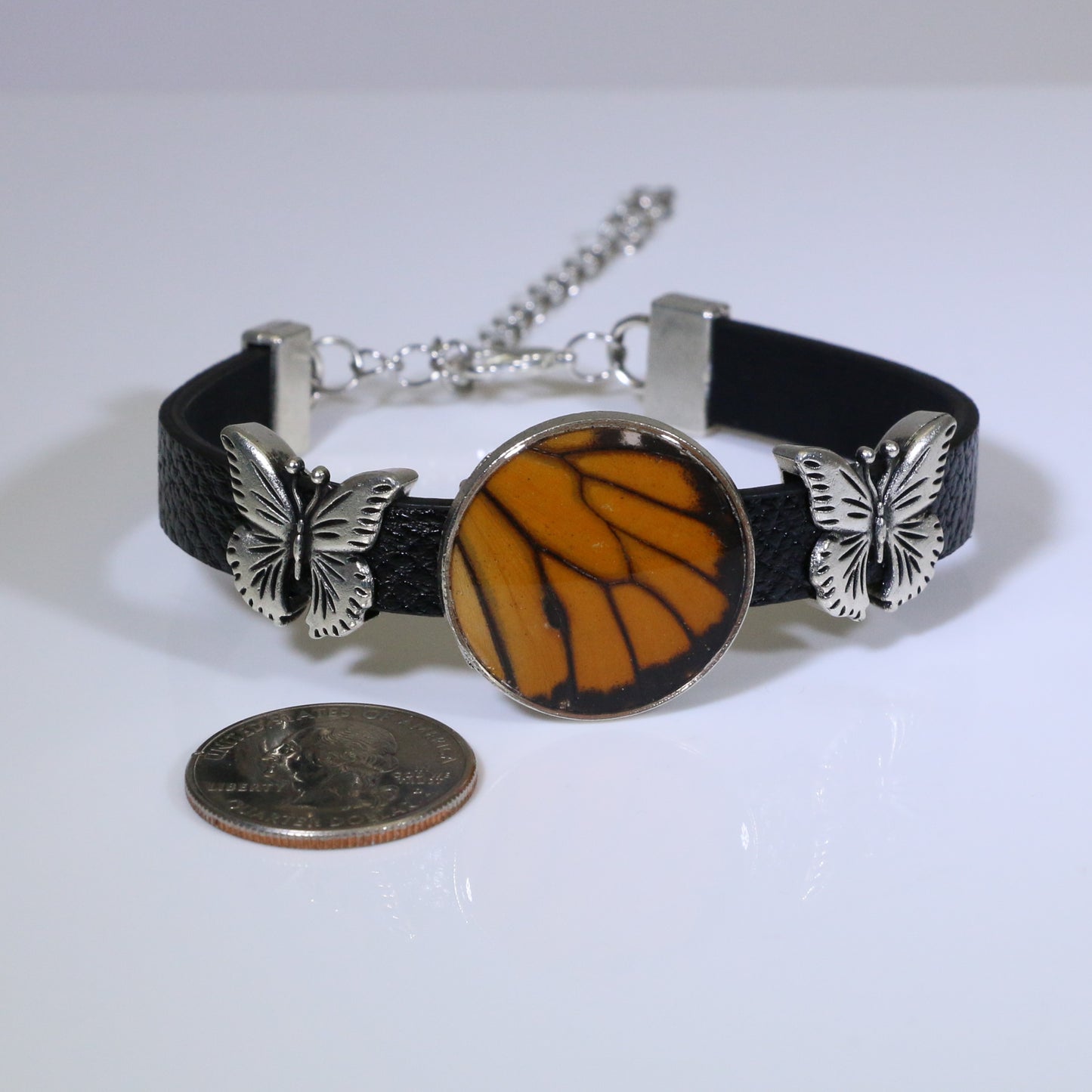 53104 - Real Butterfly Wing Jewelry - Bracelets - Round - Large - Butterfly Charms - Monarch