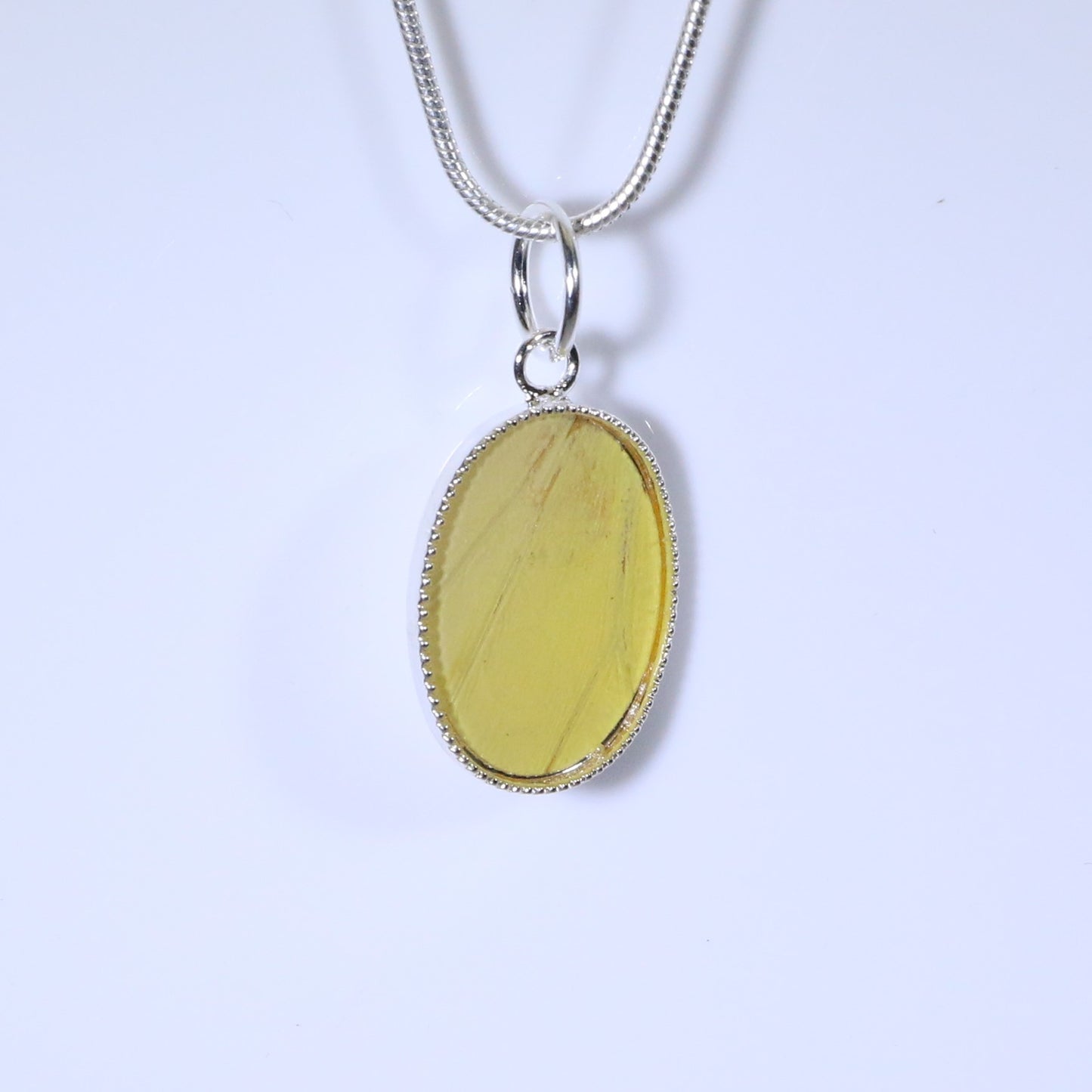 52106 - Real Butterfly Wing Jewelry - Pendant - Small - Hebomia - Yellow