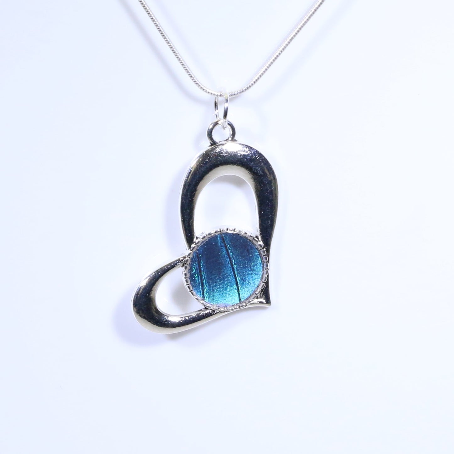 52401 - Real Butterfly Wing Jewelry - Pendant - Heart-Shaped - Blue Morpho