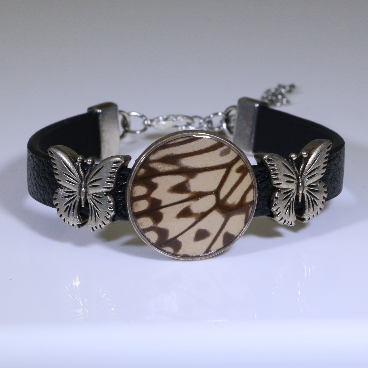 53109 - Real Butterfly Wing Jewelry - Bracelets - Round - Large - Butterfly Charms - Paper Kite