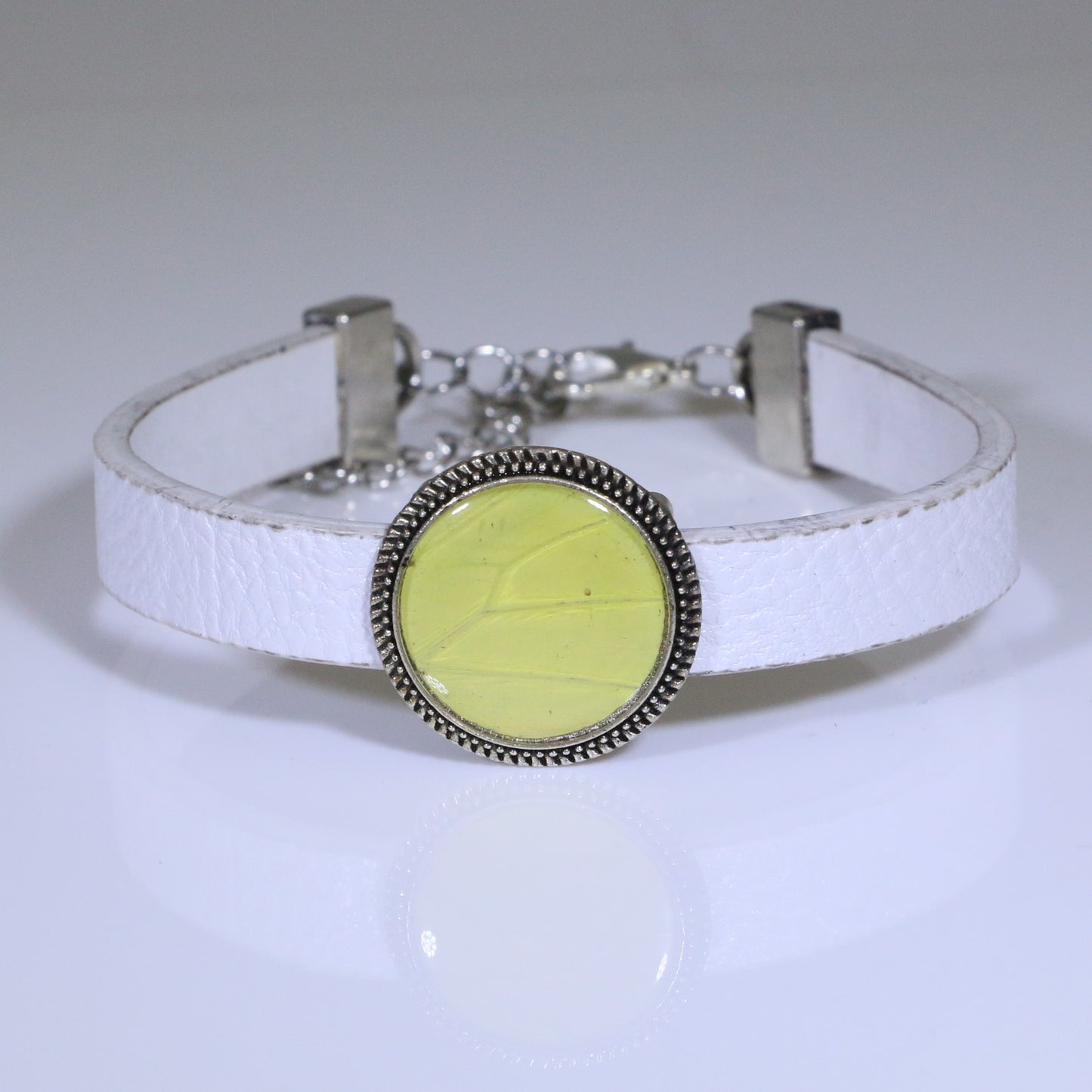 53306 - Real Butterfly Wing Jewelry - Bracelets - Round - Small - White - Hebomia - Yellow